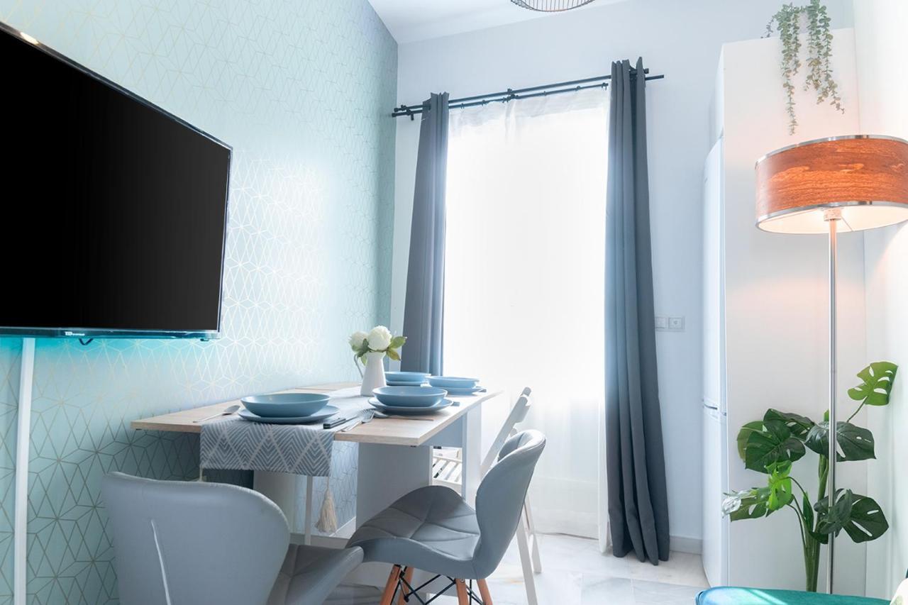 Downtown Apartment With Private Terrace & Jacuzzi Sevilla Eksteriør bilde