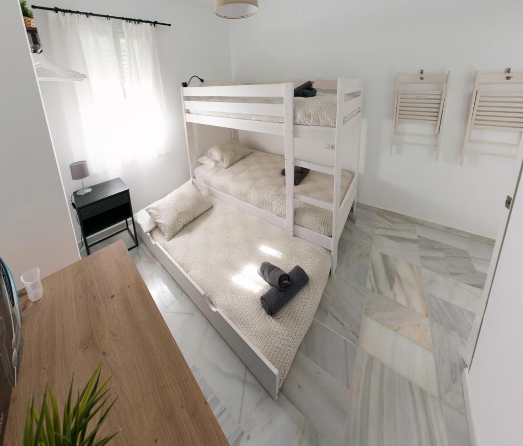 Downtown Apartment With Private Terrace & Jacuzzi Sevilla Eksteriør bilde